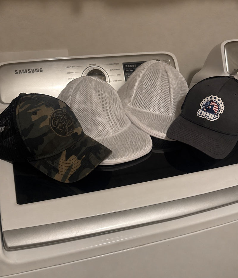 Casquettes protégées posées sur le lave-linge