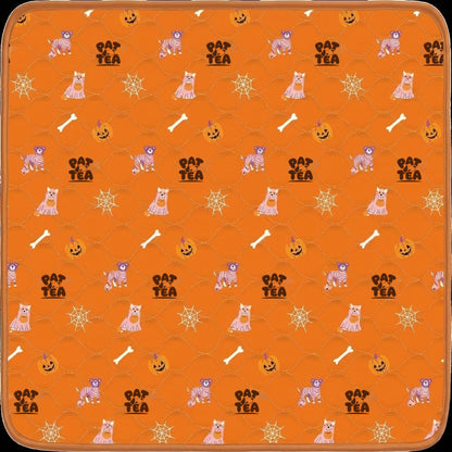 Tapis de propreté lavable Pattéa orange édition Halloween à motif chiens déguisés, citrouilles et logo Pattéa